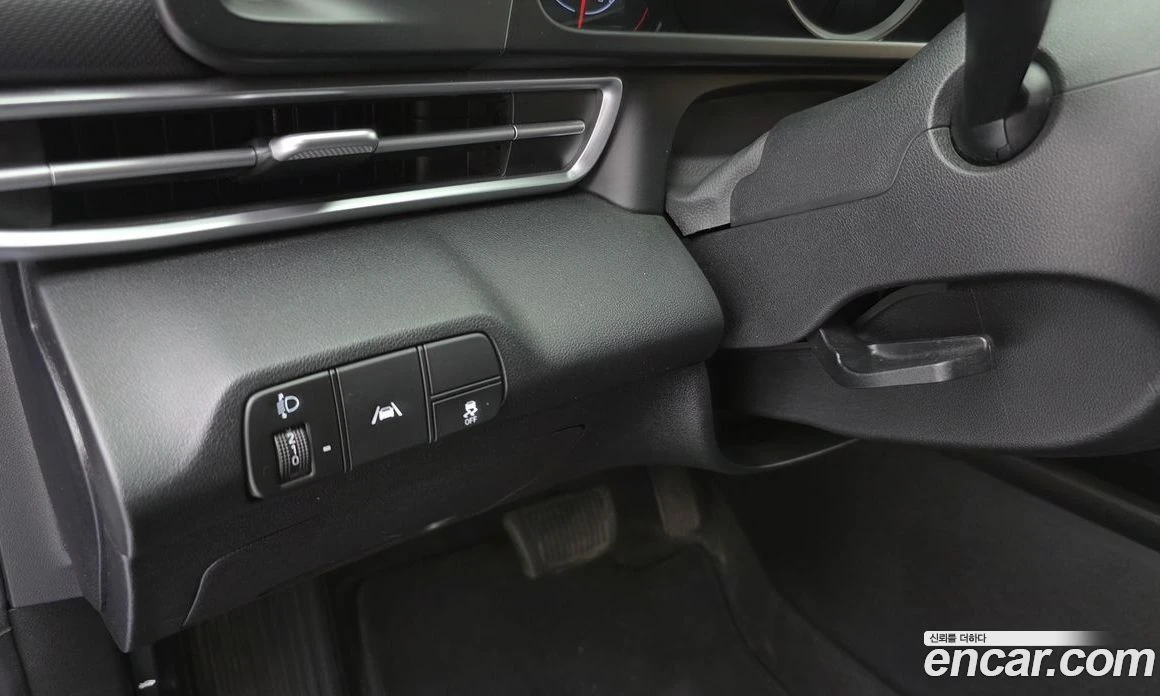 Hyundai Elantra 1.6 Smart, снимка 16 - Автомобили и джипове - 55668647