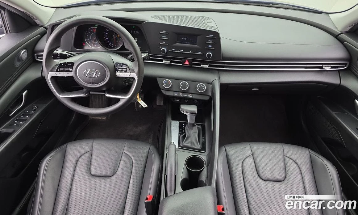 Hyundai Elantra 1.6 Smart, снимка 7 - Автомобили и джипове - 55668647