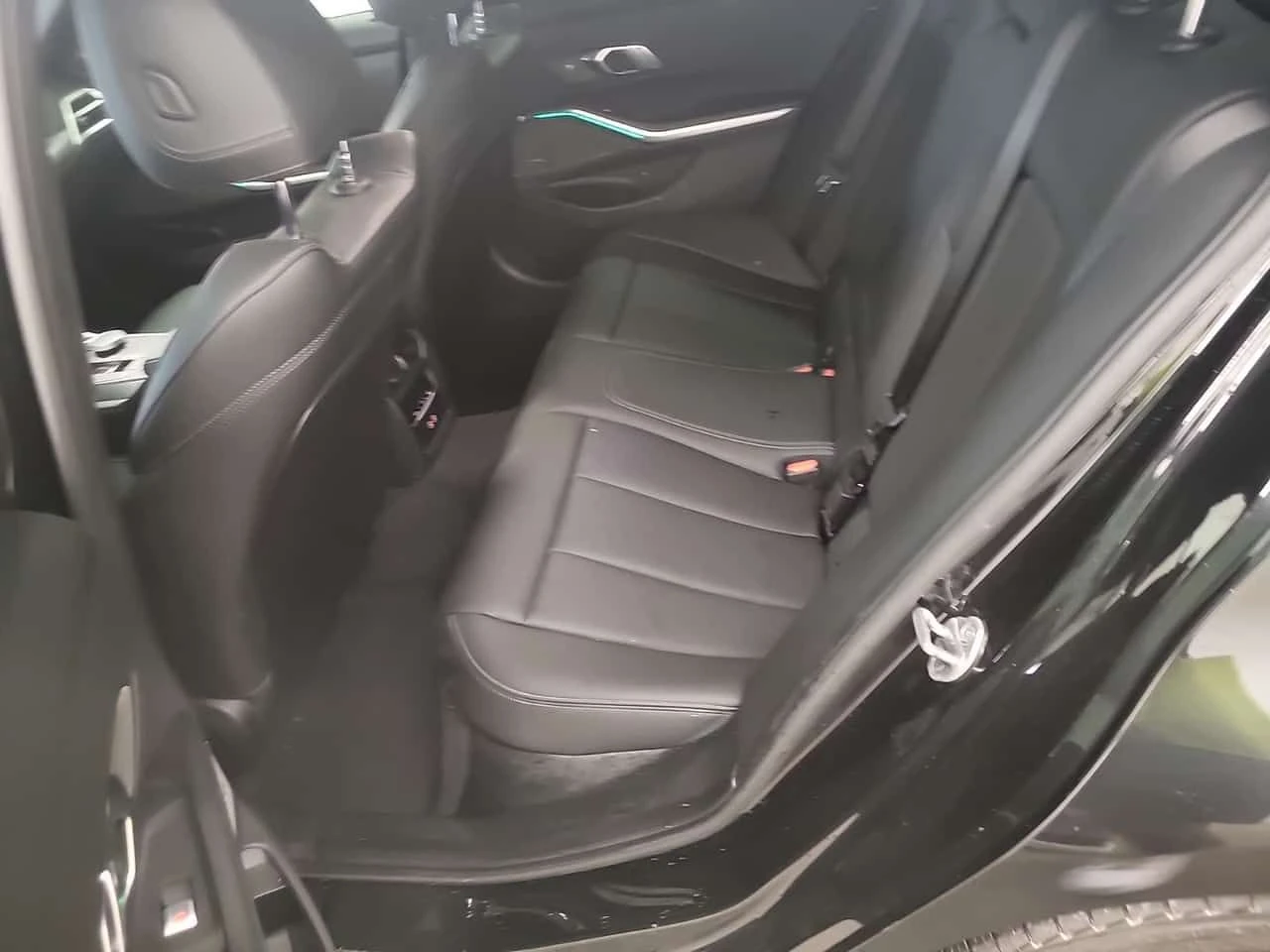 BMW 330 * 330I XDRIVE * АВТОКРЕДИТ БЕЗ ПЪРВОНАЧАЛНА ВНОСКА, снимка 12 - Автомобили и джипове - 55720504