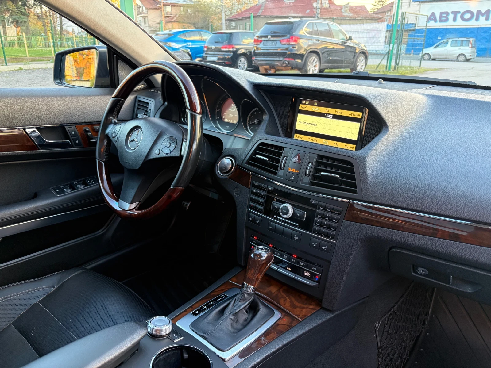Mercedes-Benz E 55 AMG, снимка 17 - Автомобили и джипове - 56129113