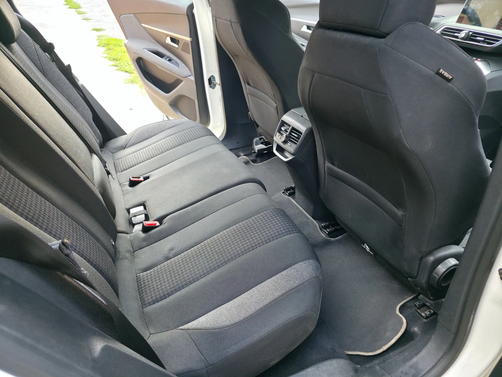 Peugeot 3008 1.2 PureTech ������ | Mobile.bg � ����������� 13
