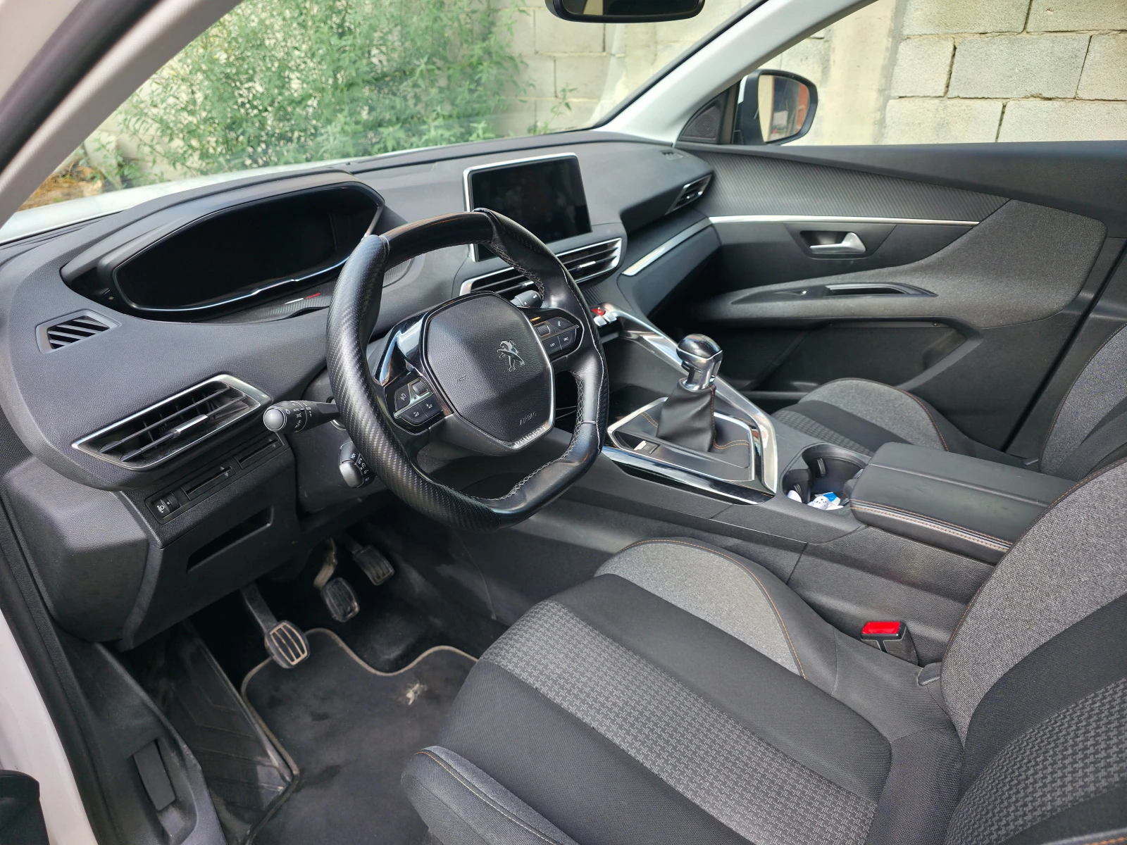 Peugeot 3008 1.2 PureTech ������ | Mobile.bg � ����������� 10