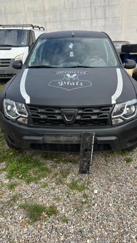 Dacia Duster 1.6i 2015, снимка 2