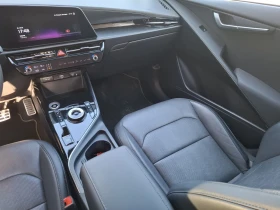 Kia Niro 65kw* * Exclusive * * Premium FULL Options , снимка 16