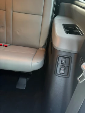 Toyota Sequoia SR, снимка 13