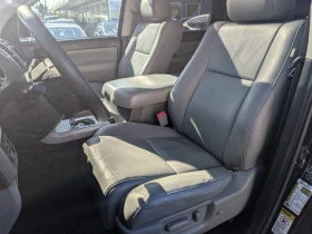 Toyota Sequoia SR5* 4X4* ПОДГРЕВ* КОЖА* КАМЕРА - 47000 лв. / 24030.72 € - 18963011 11