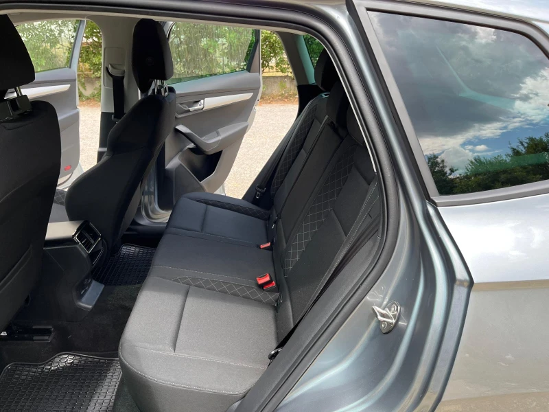 Skoda Karoq, снимка 7 - Автомобили и джипове - 52492914