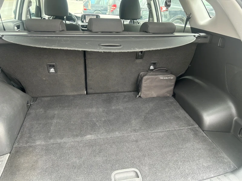 Hyundai Tucson 1.6CRDI 4X4, снимка 13 - Автомобили и джипове - 52417084
