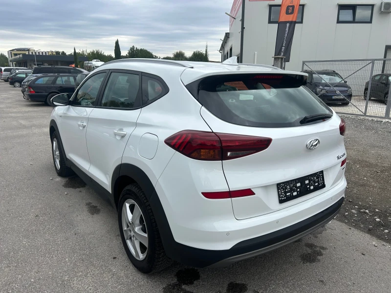 Hyundai Tucson 1.6CRDI 4X4, снимка 4 - Автомобили и джипове - 52417084
