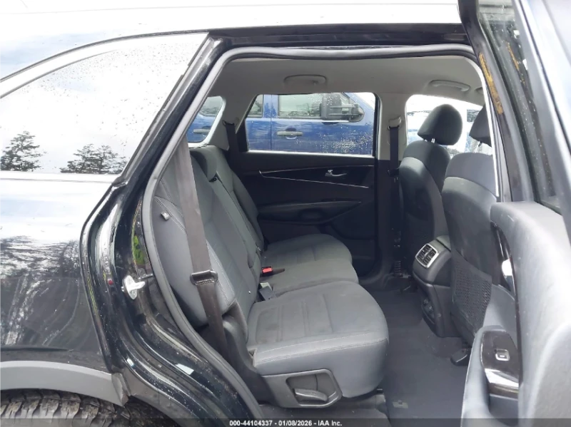 Kia Sorento 3.3L LX* V6* AWD, снимка 13 - Автомобили и джипове - 53374578