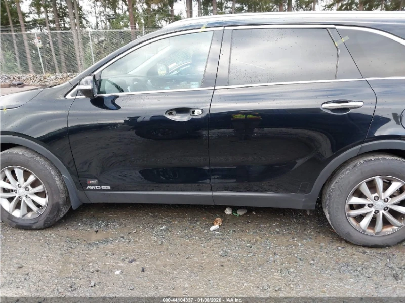 Kia Sorento 3.3L LX* V6* AWD, снимка 11 - Автомобили и джипове - 53374578