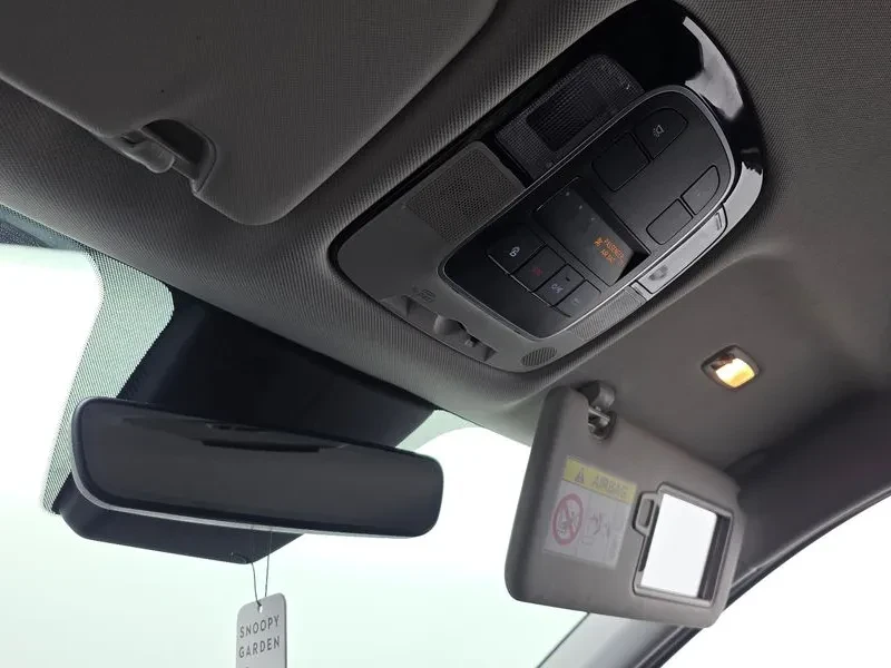 Hyundai Tucson 2.0 2WD , снимка 17 - Автомобили и джипове - 55843421