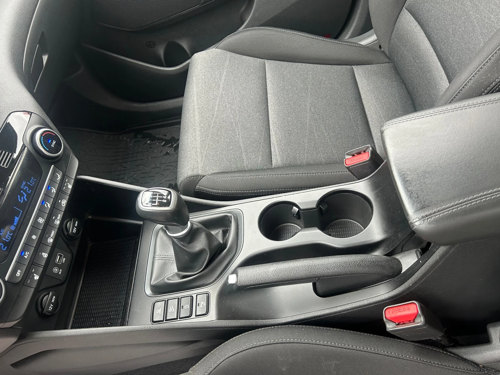 Hyundai Tucson 1.6CRDI 4X4 | Mobile.bg   11