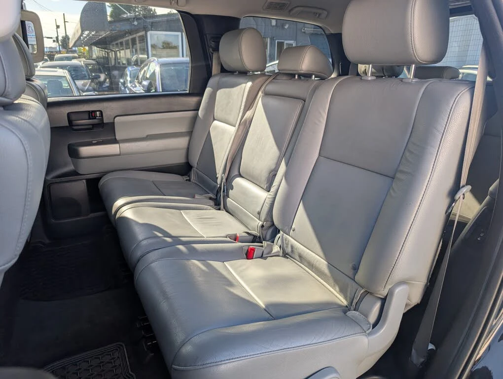 Toyota Sequoia SR5* 4X4* * *  | Mobile.bg   12