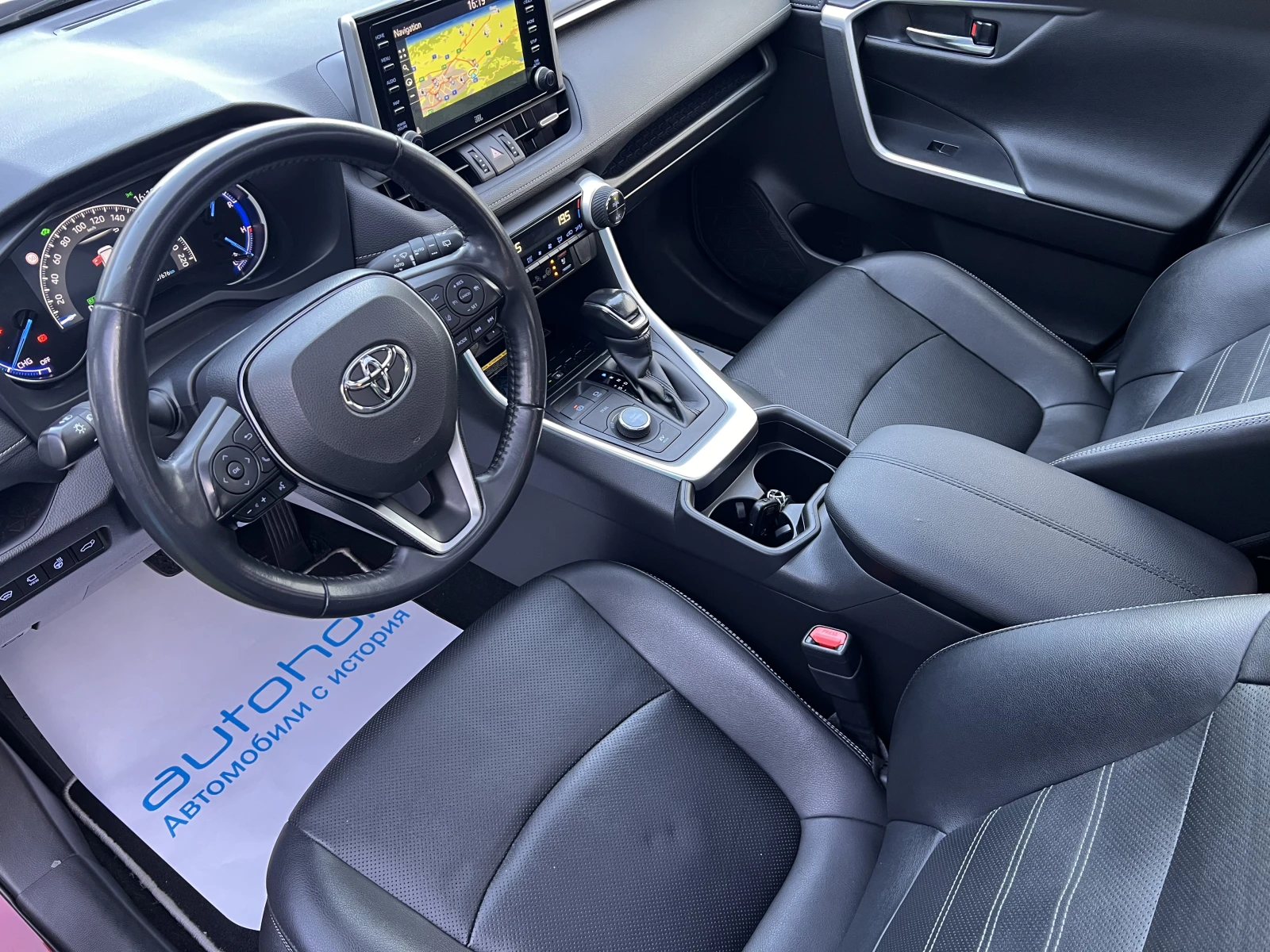 Toyota Rav4 PREMIUM/2.5 HYBRID/222К.С./Е-CVT/E-Four - изображение 7