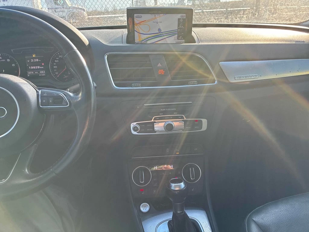 Audi Q3 2017 Technik * CARFAX * БЕЗ ПЪРВОНАЧАЛНА ВНОСКА - изображение 8