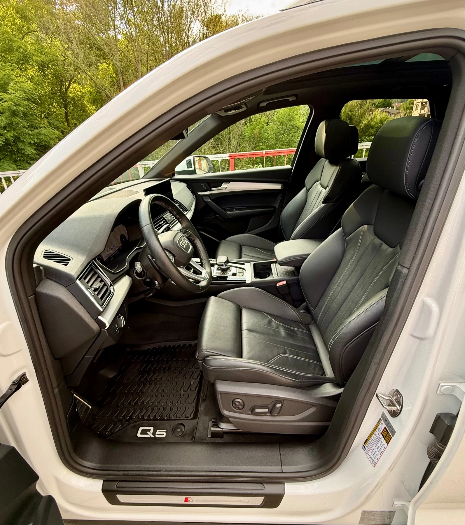Audi Q5 45 TFSI Quattro S Line , снимка 9 - Автомобили и джипове - 55227905