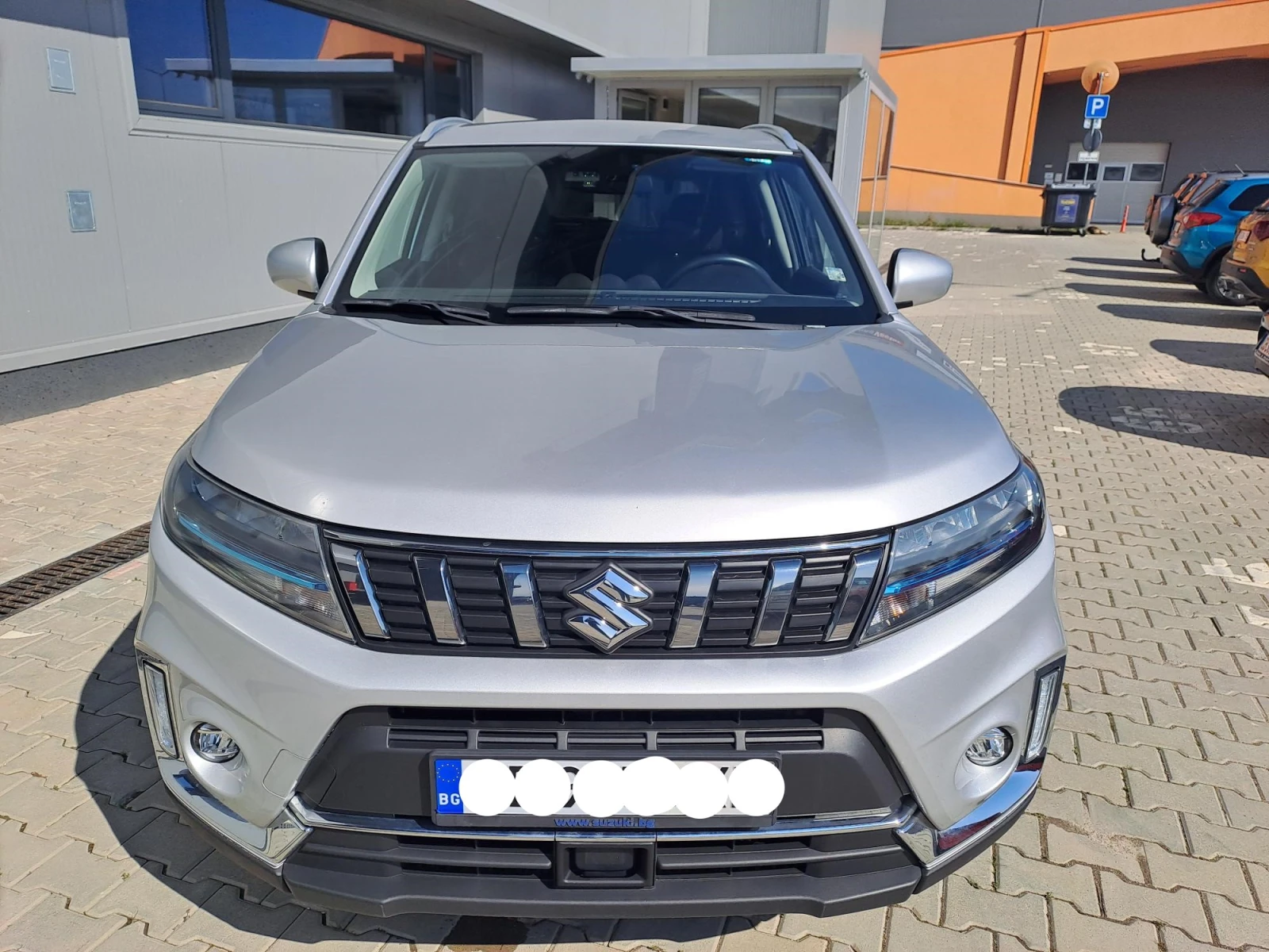 Suzuki Vitara 1.5 GL+ FULL HYBRID 4X4 AUTOMATIC AGS, снимка 2 - Автомобили и джипове - 54350131