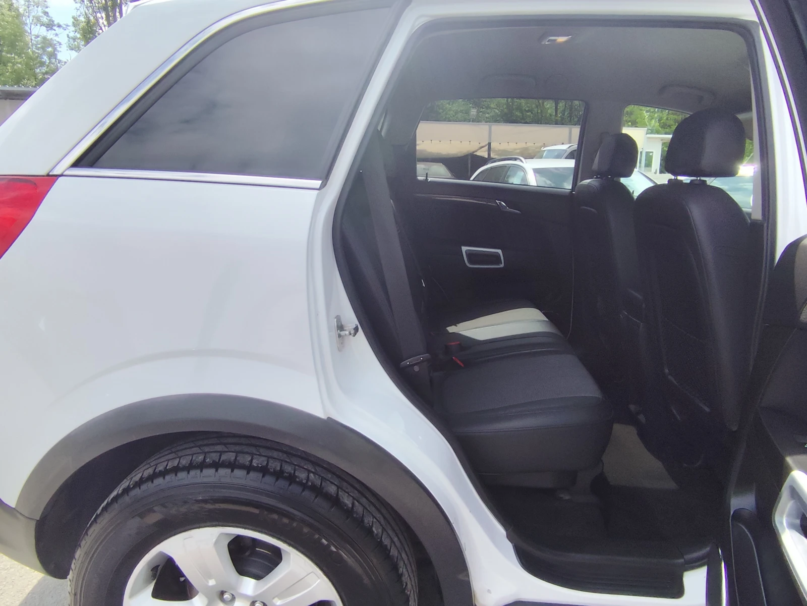 Opel Antara 2.2CDTi* EURO5B* KLIMATRONIK* , снимка 12 - Автомобили и джипове - 54571991