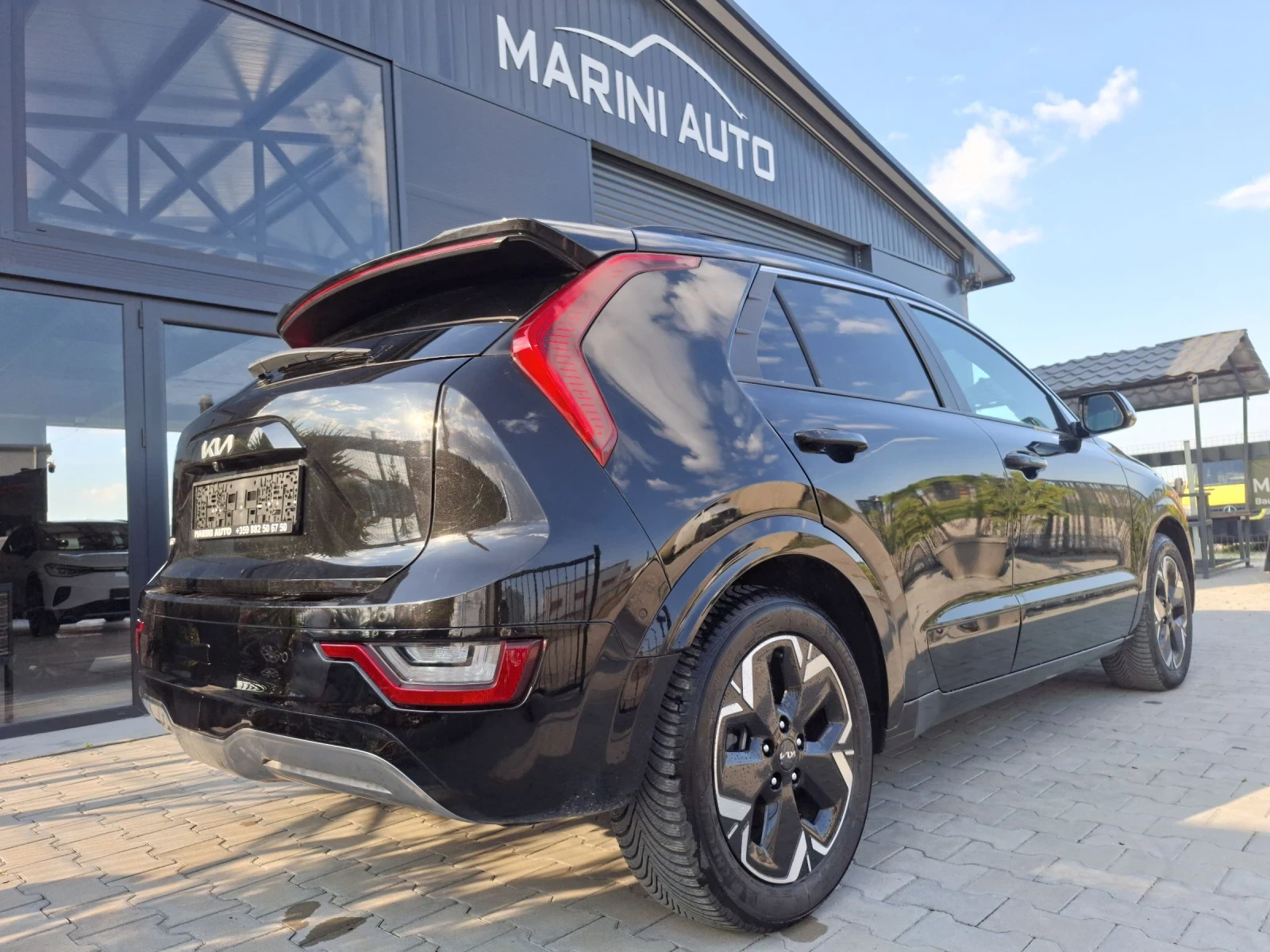 Kia Niro 65kw* * Exclusive * * Premium FULL Options , снимка 6 - Автомобили и джипове - 54683259
