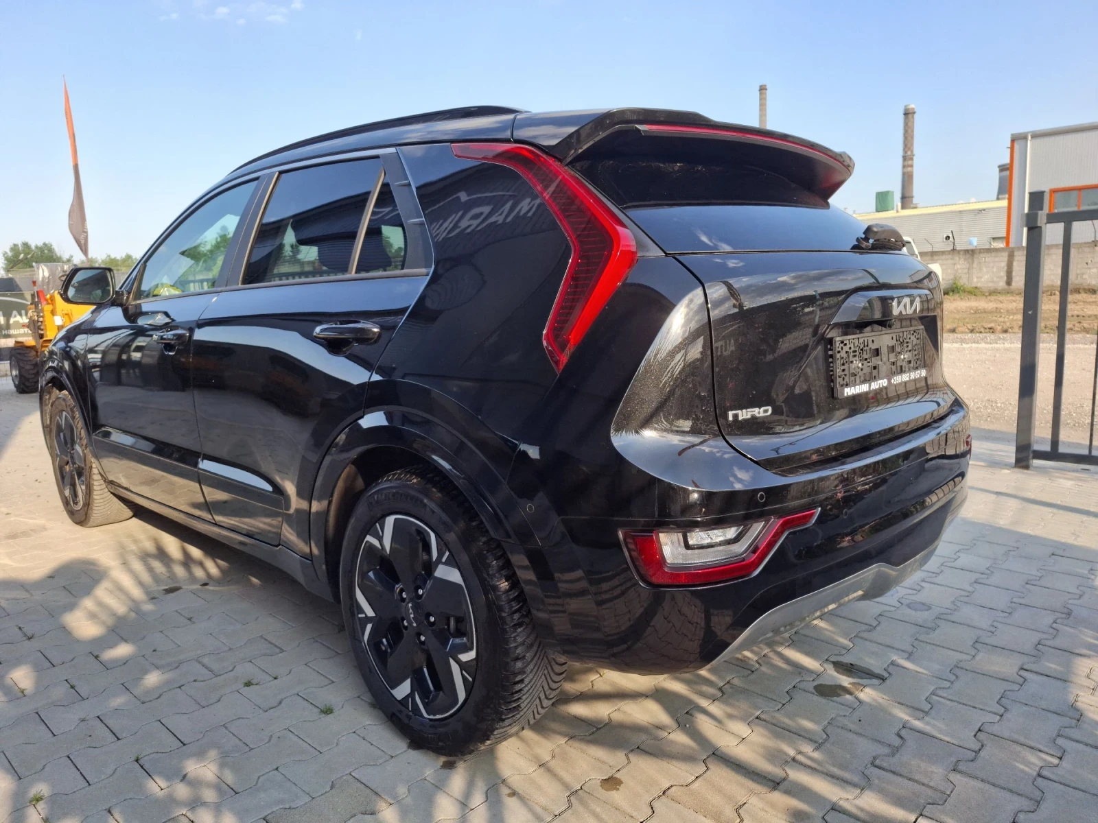 Kia Niro 65kw* * Exclusive * * Premium FULL Options , снимка 5 - Автомобили и джипове - 54683259