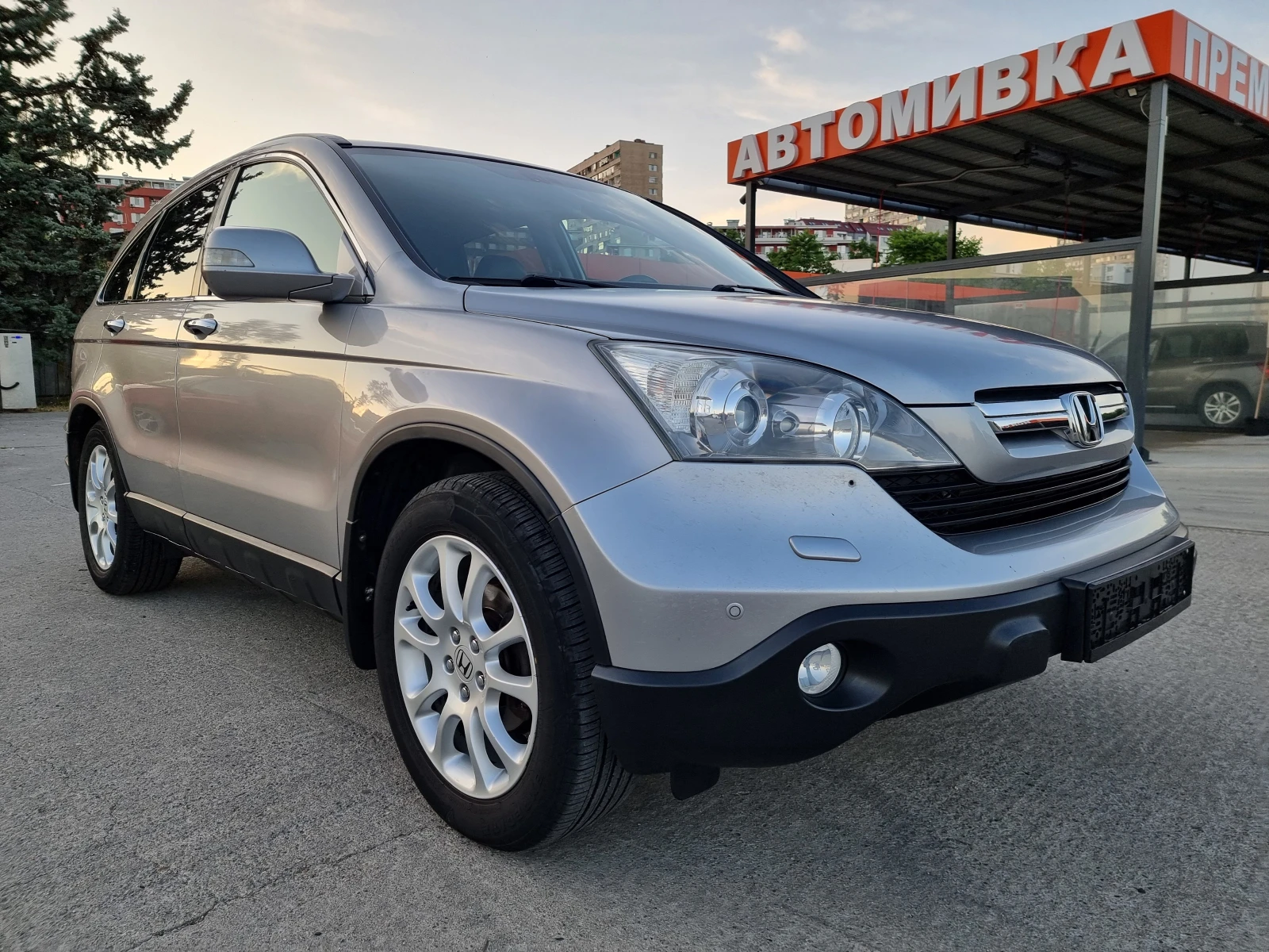 Honda Cr-v EXECUTIVE, снимка 2 - Автомобили и джипове - 54840709