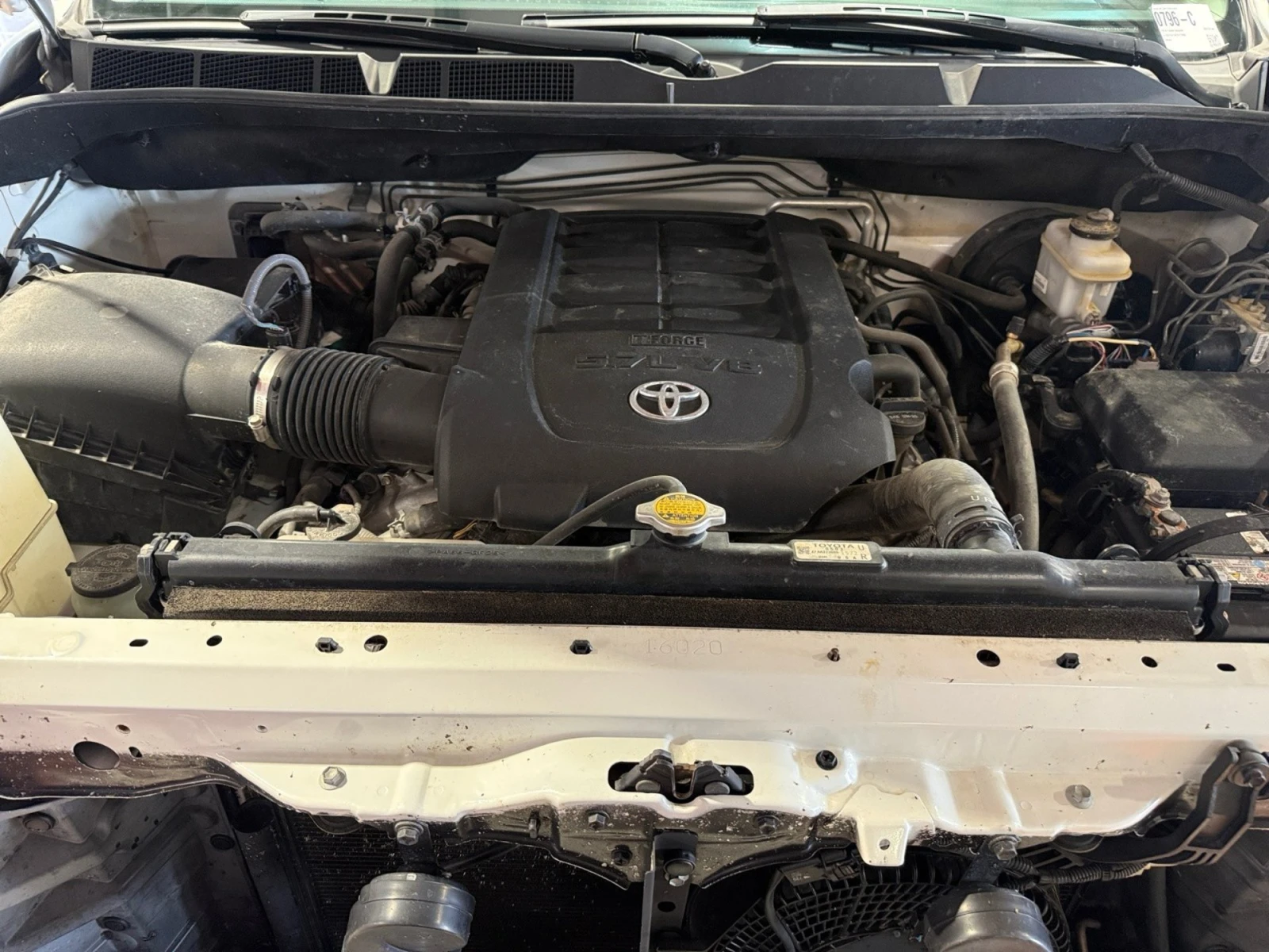 Toyota Sequoia 5.7* V8* PLATINUM* ПОДГРЕВ* ОБДУХВАНЕ* КАМЕРА* JBL, снимка 16 - Автомобили и джипове - 55563070