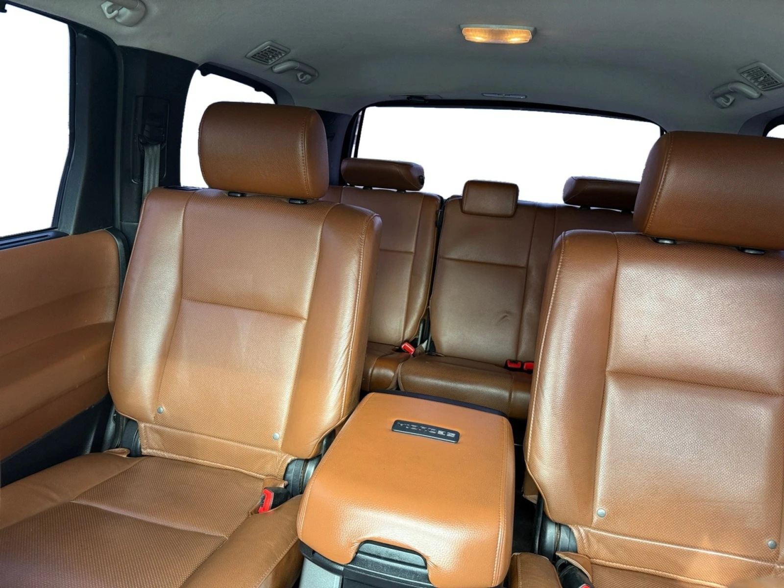 Toyota Sequoia 5.7* V8* PLATINUM* ПОДГРЕВ* ОБДУХВАНЕ* КАМЕРА* JBL, снимка 14 - Автомобили и джипове - 55563070