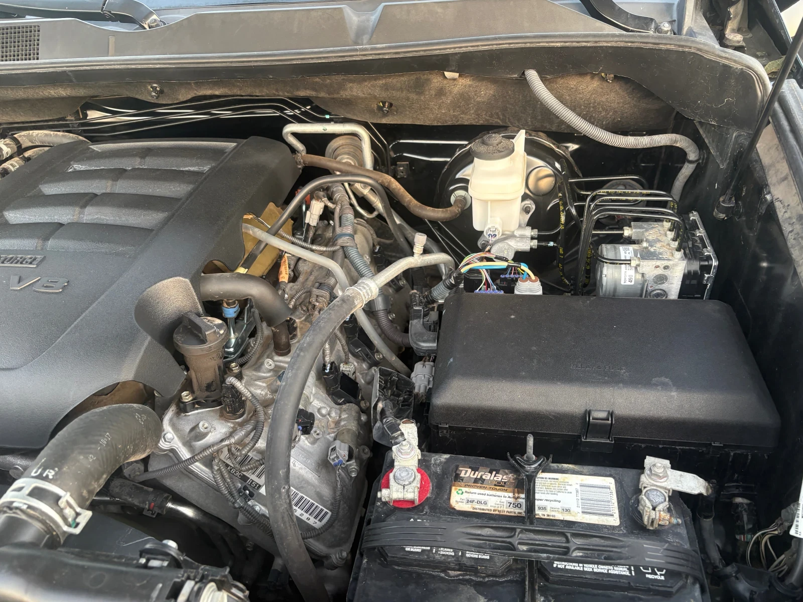 Toyota Sequoia SR, снимка 9 - Автомобили и джипове - 55657697