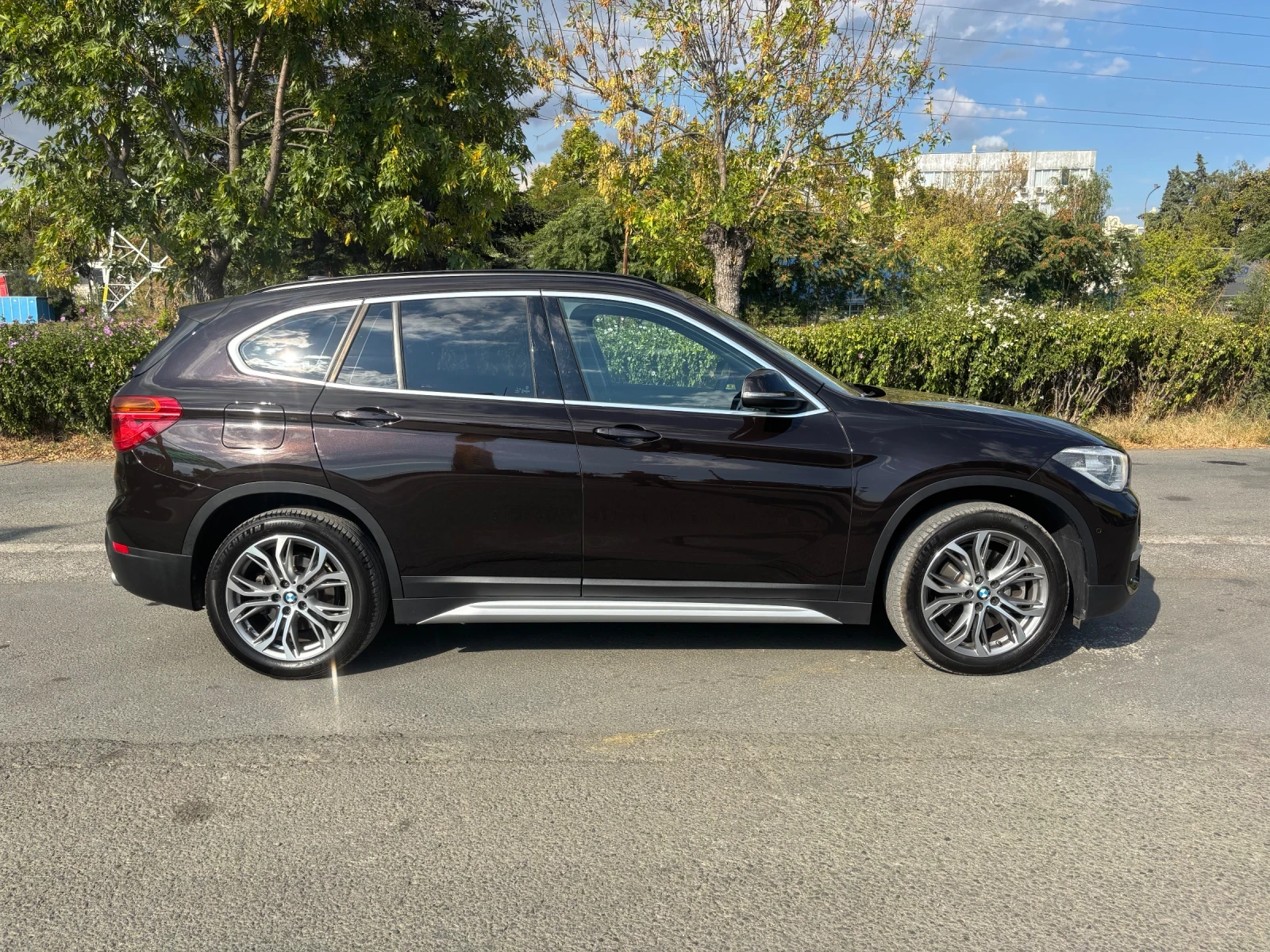 BMW X1 20d xDrive * Keyless, снимка 7 - Автомобили и джипове - 56149971