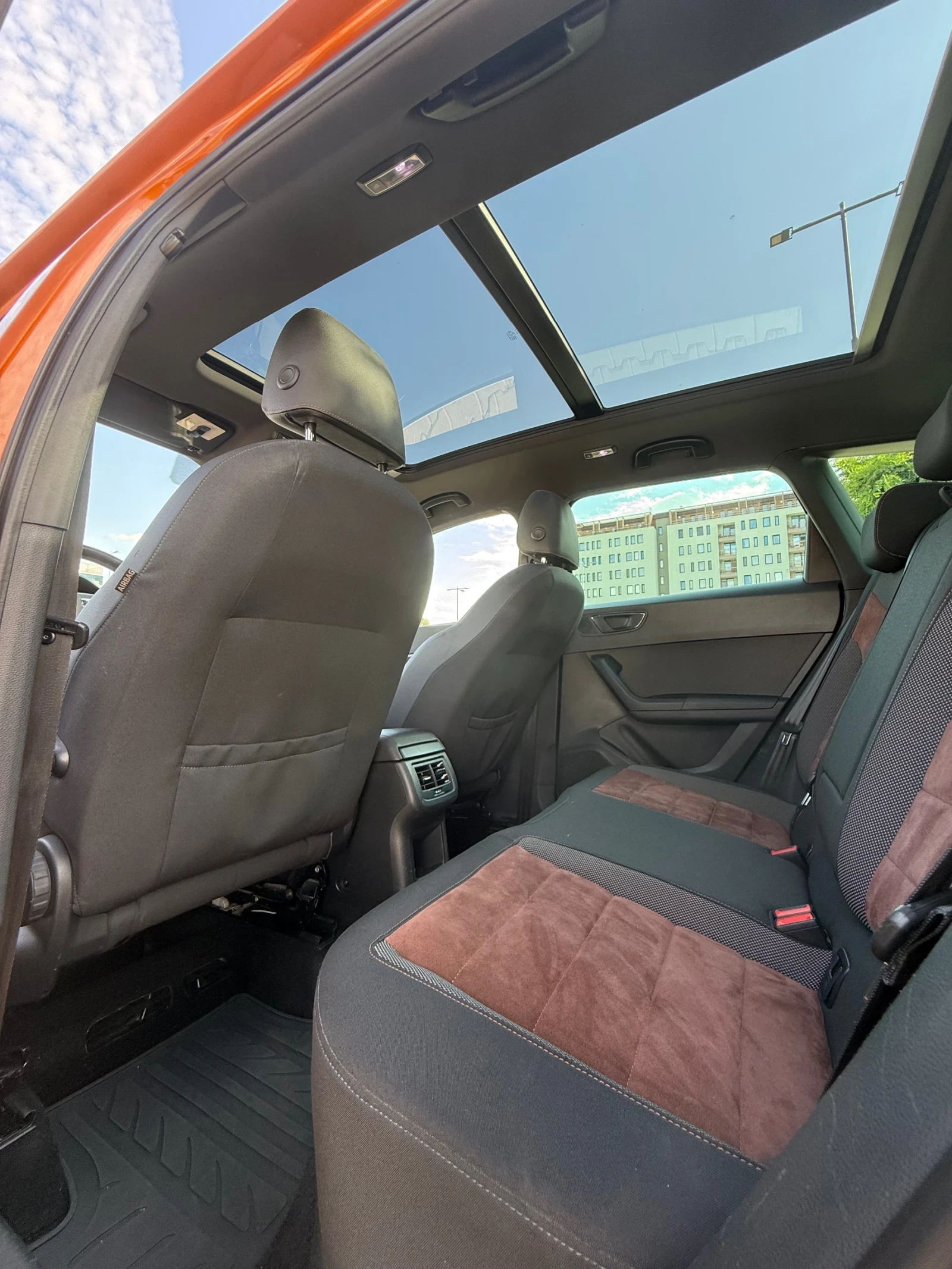 Seat Ateca 2.0 TDI 190 к.с. 4x4 DSG Xcellence PANO, снимка 11 - Автомобили и джипове - 56331766