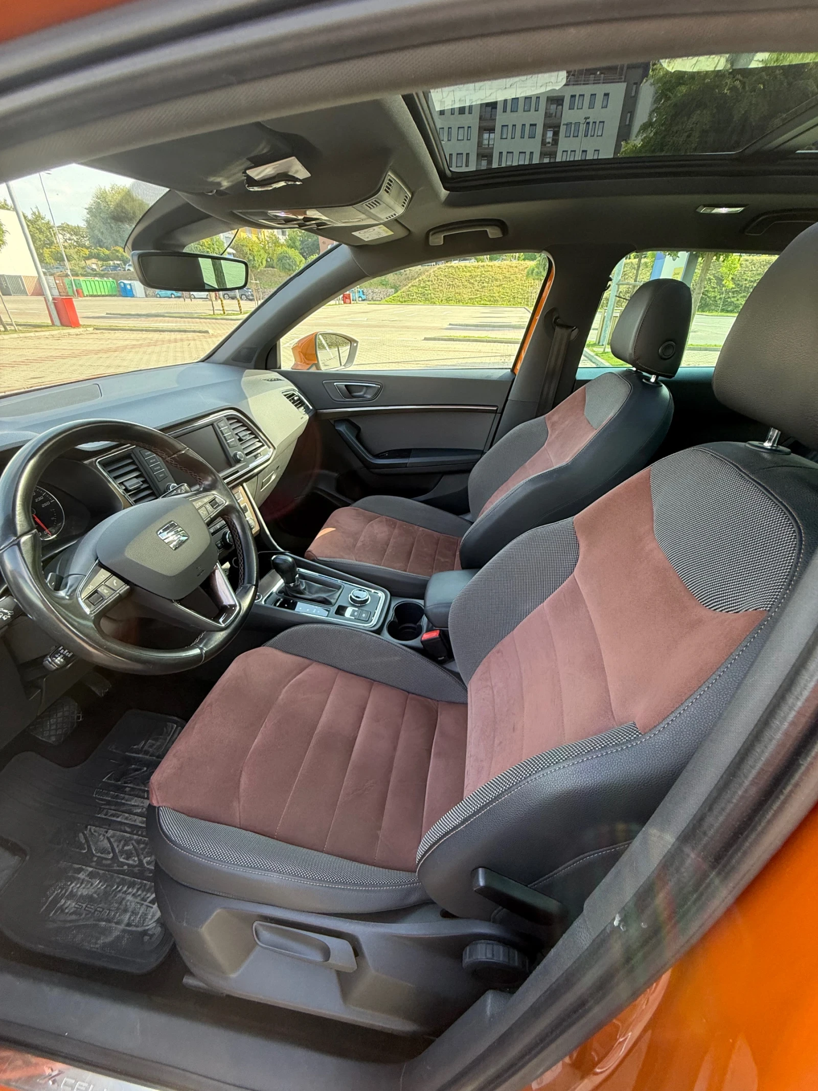 Seat Ateca 2.0 TDI 190 к.с. 4x4 DSG Xcellence PANO, снимка 9 - Автомобили и джипове - 56331766