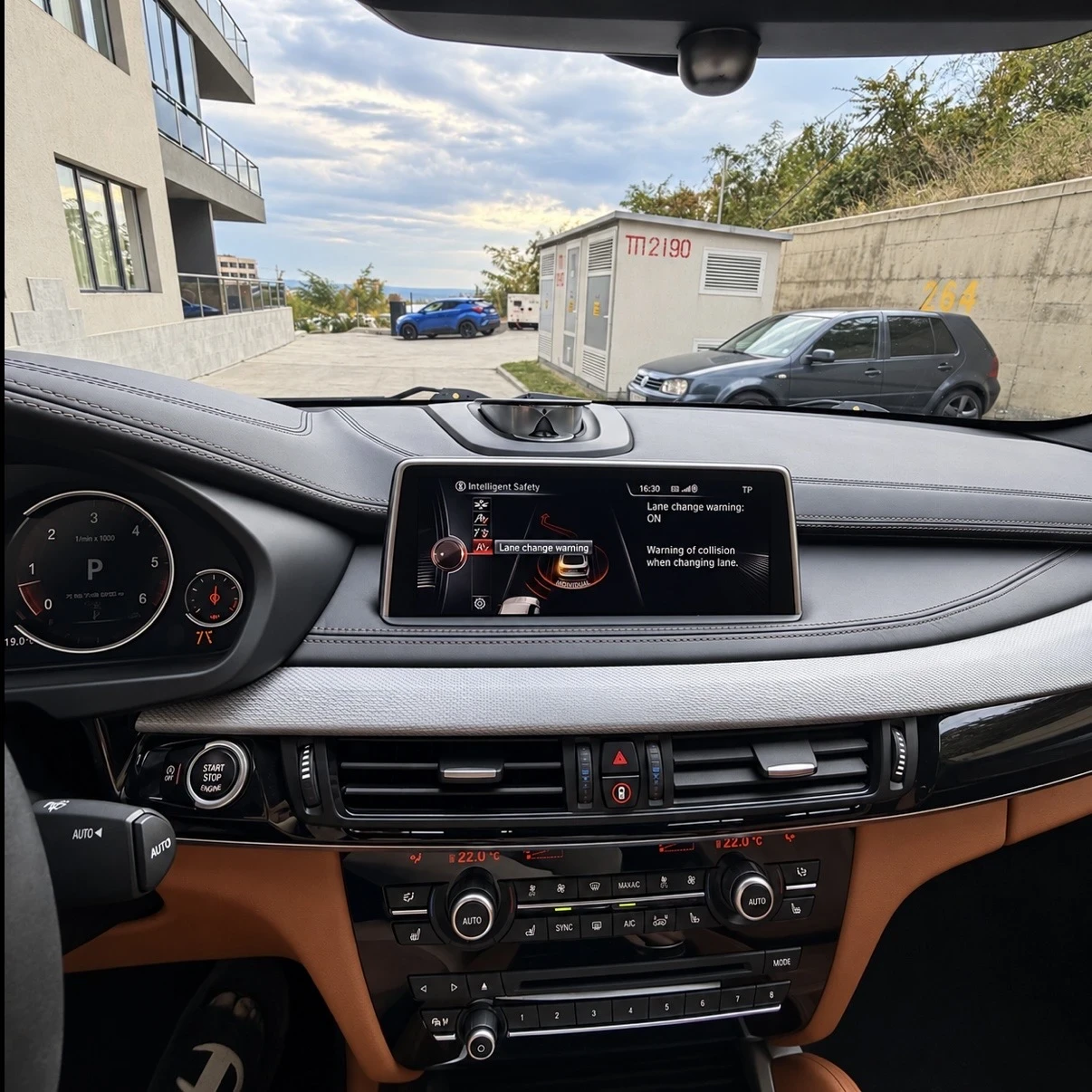 BMW X6 M50D xDrive FULL FULL, снимка 11 - Автомобили и джипове - 56629309