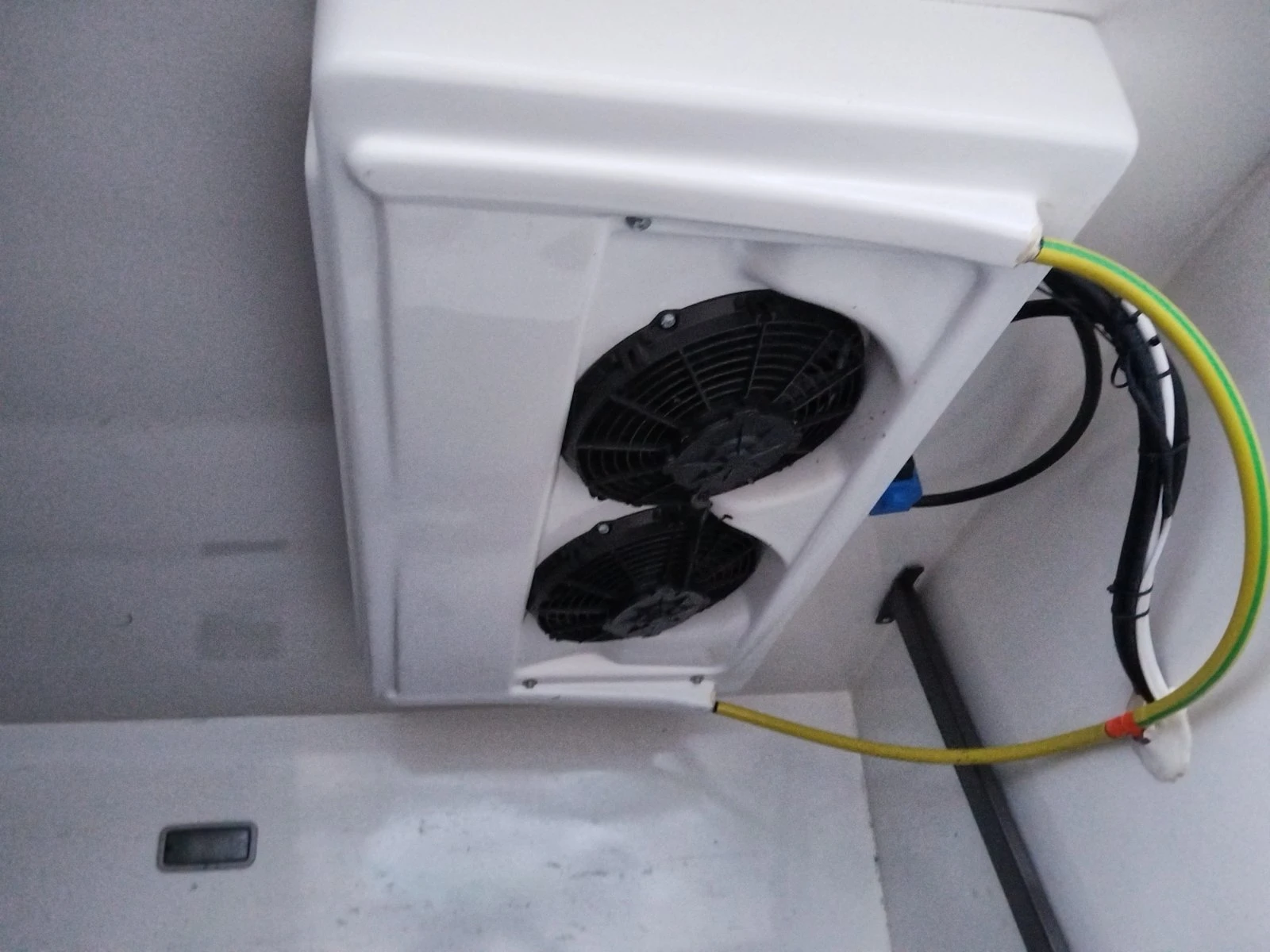 VW Crafter 2.0 d ХЛАДИЛЕН - изображение 8