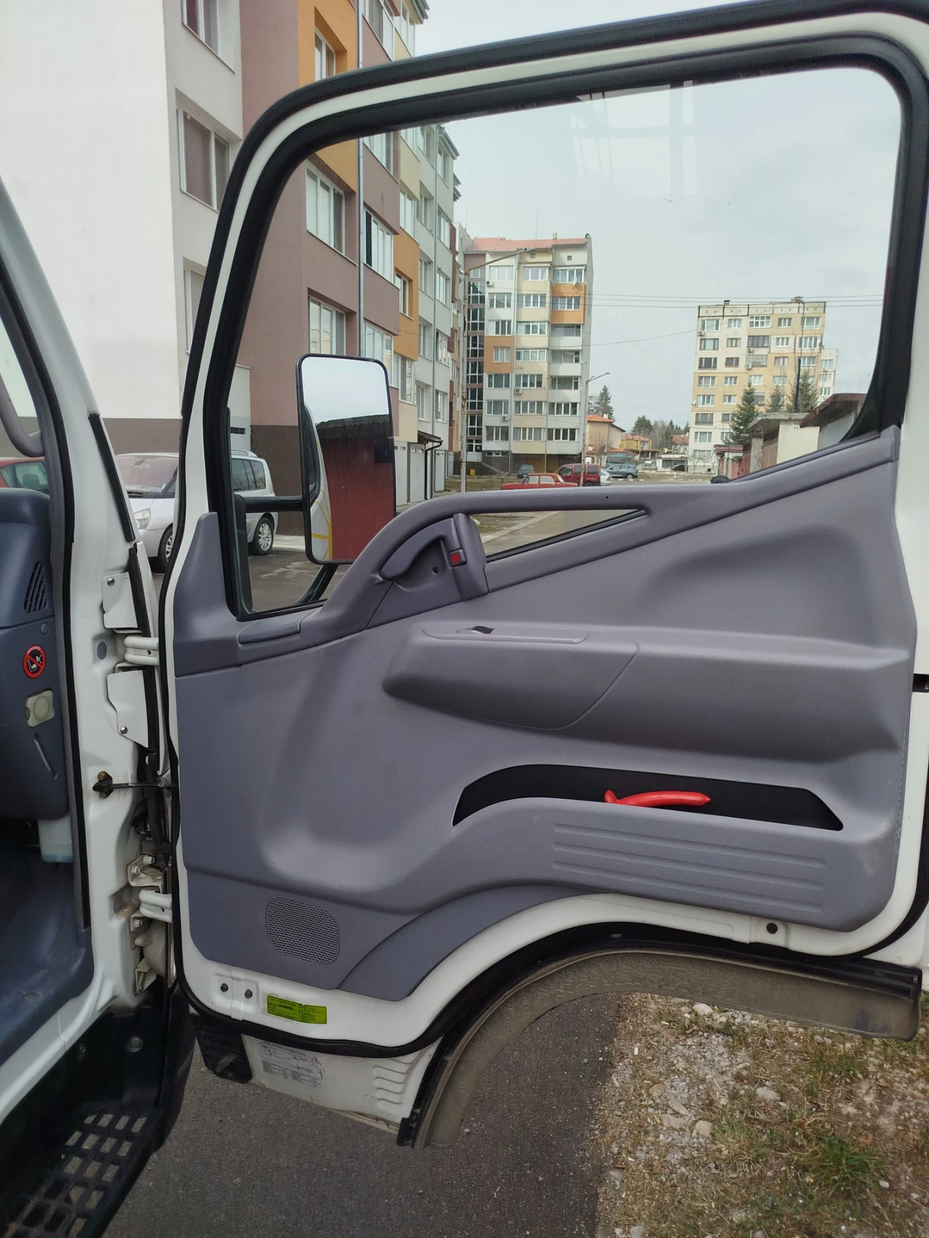 Mitsubishi Canter, снимка 14 - Камиони - 53899129