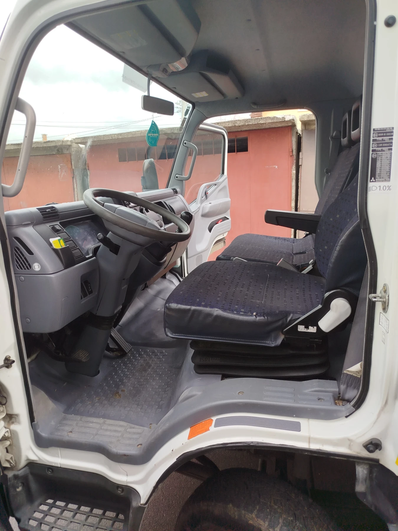 Mitsubishi Canter, снимка 11 - Камиони - 53899129