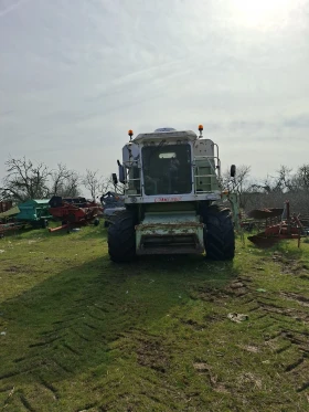 Комбайн Claas Командор 116, снимка 2 - Селскостопанска техника - 53699761