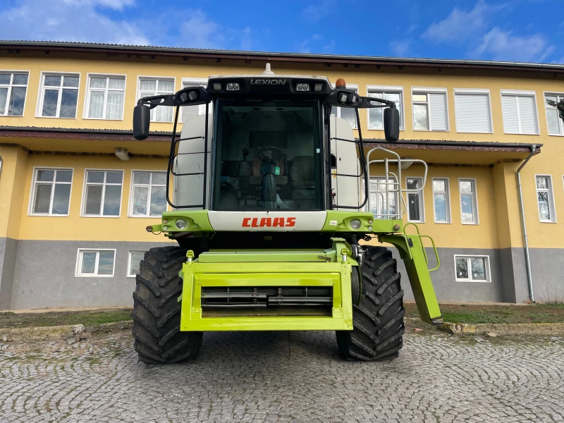 Комбайн Claas LEXION 580 + CLAAS VARIO 900 ЛИЗИНГ, снимка 2 - Селскостопанска техника - 48250268