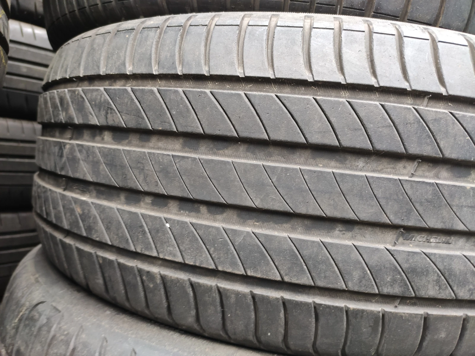 Гуми Летни 235/55R17