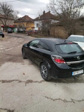 Opel Astra H, снимка 1