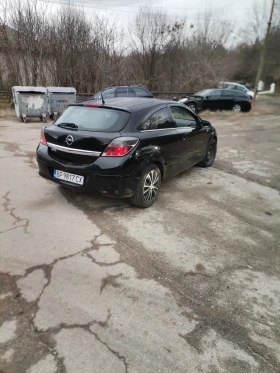 Opel Astra H, снимка 2