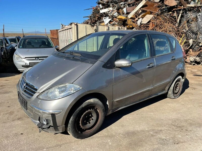 Mercedes-Benz A 170 1.7, снимка 4 - Автомобили и джипове - 38369634