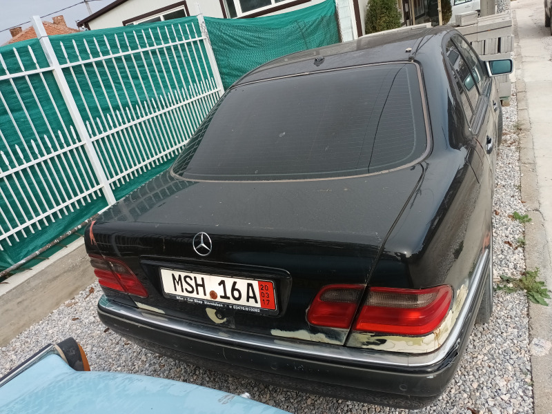 Mercedes-Benz E 280, снимка 5 - Автомобили и джипове - 45992430