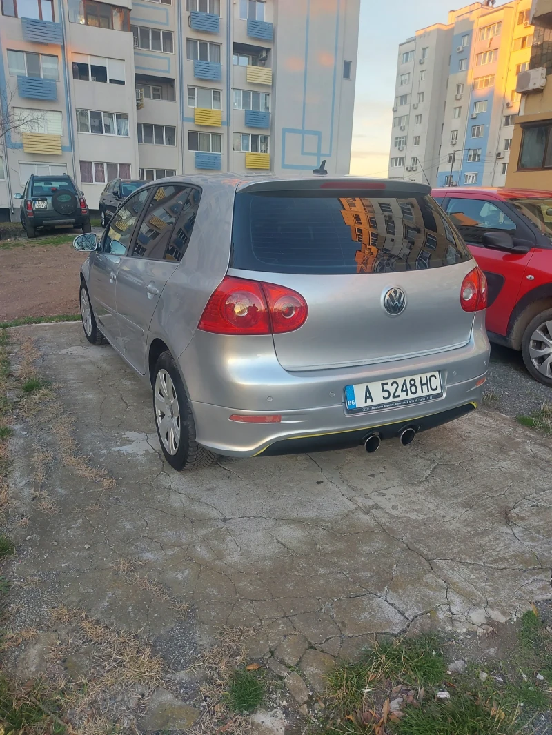 VW Golf, снимка 1 - Автомобили и джипове - 48381476