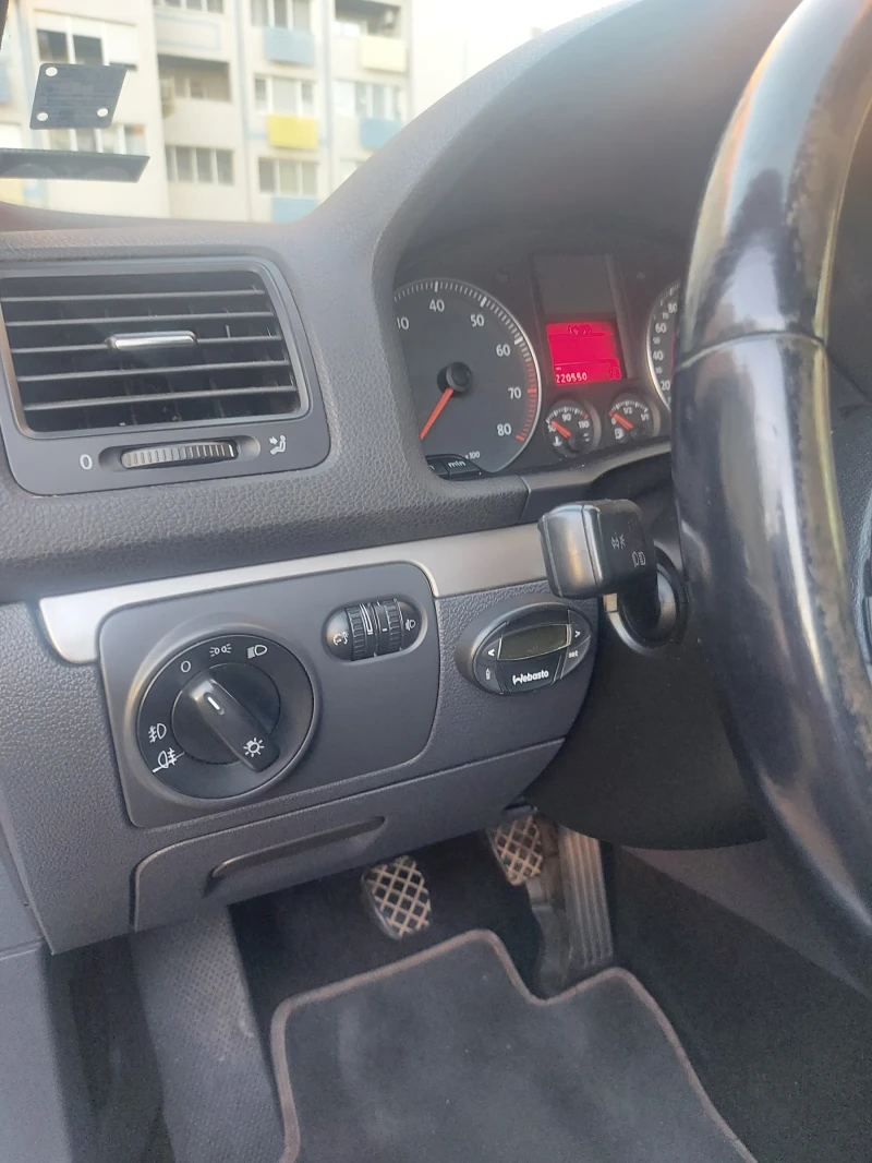 VW Golf, снимка 6 - Автомобили и джипове - 48381476