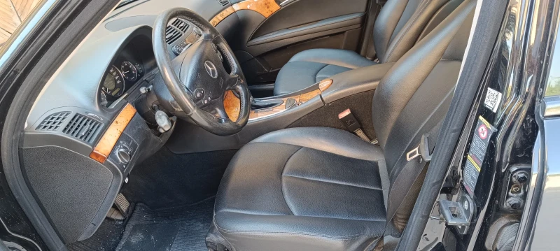 Mercedes-Benz E 220 CDI 220, снимка 6 - Автомобили и джипове - 52665756