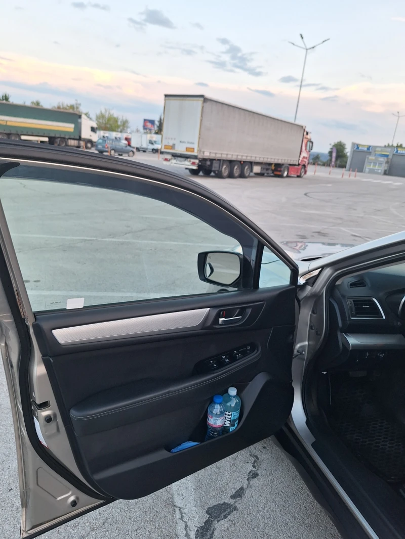 Subaru Outback BS 2, 5i СПЕШНО!, снимка 11 - Автомобили и джипове - 52428031