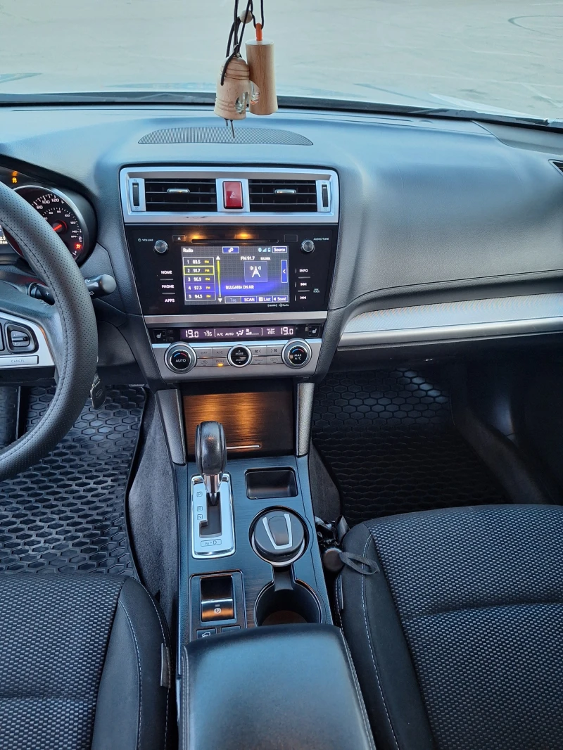 Subaru Outback BS 2, 5i СПЕШНО!, снимка 13 - Автомобили и джипове - 52428031