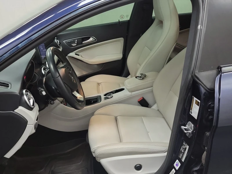 Mercedes-Benz CLA 250 AMG-line* 4Matic* Harman/Kardon* Ambient* Пано* По, снимка 7 - Автомобили и джипове - 52389316