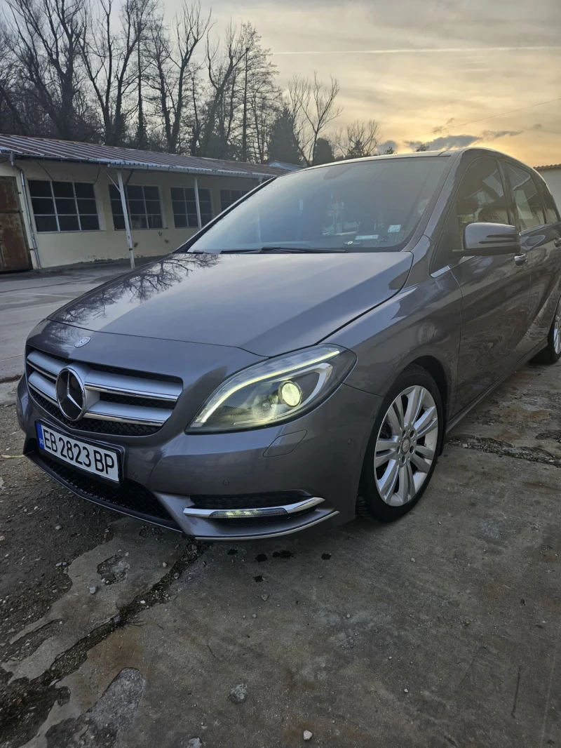 Mercedes-Benz B 180 ПОДГРЕВ* DISTRONIC * ЕВРО 6* ПАНОРАМА* 6 СКОРОСТИ , снимка 3 - Автомобили и джипове - 52657217